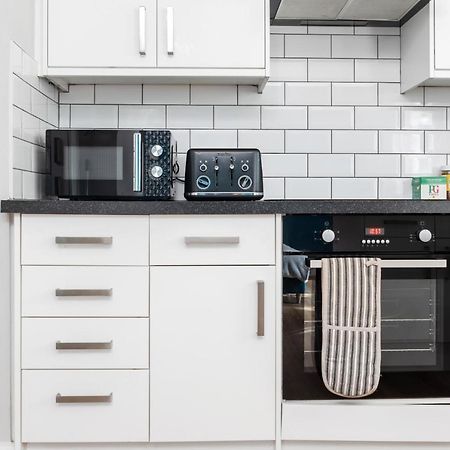 Spacious 2 Bedroom Apartment In Park Estate Ноттингем Экстерьер фото