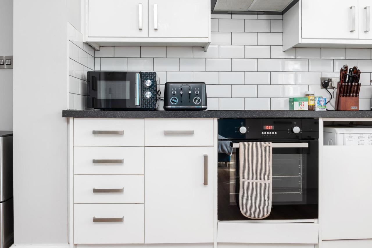 Spacious 2 Bedroom Apartment In Park Estate Ноттингем Экстерьер фото